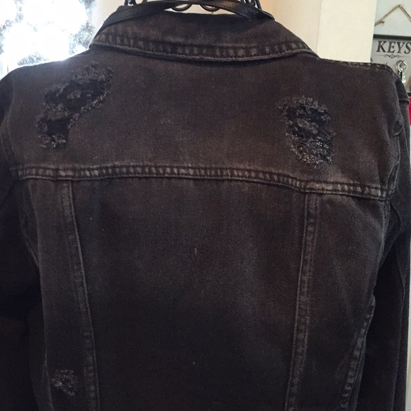 Black denim jacket - Picture 4 of 7